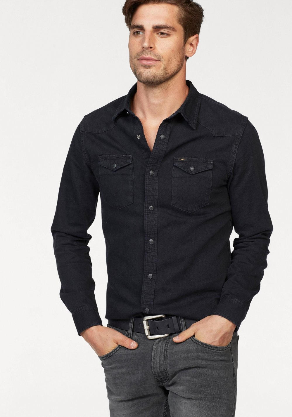 Черная джинсовая рубашка