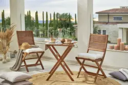 Balkonset aus Eukalyptusholz