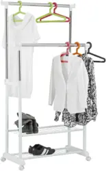 Kleiderwagen in Weiß