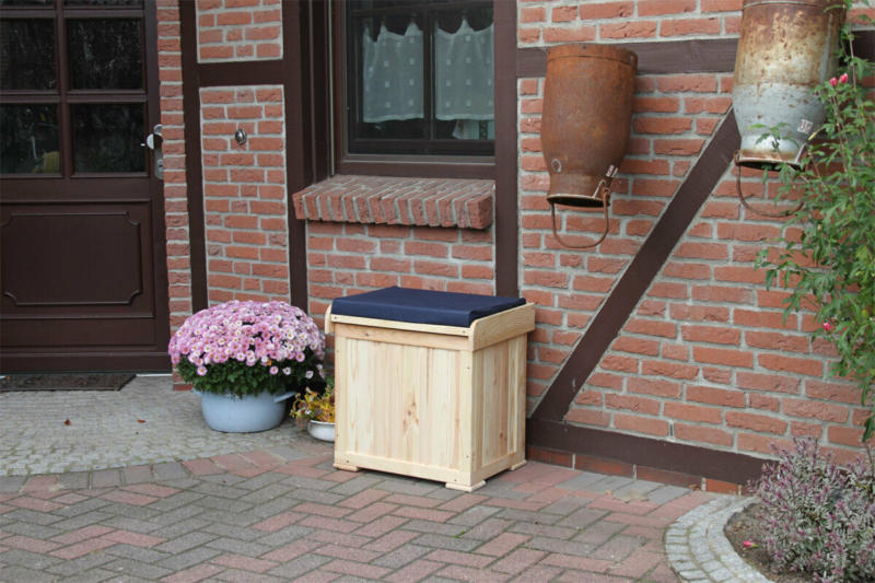 Kissenbox „Patrick“ mit blauer Auflage