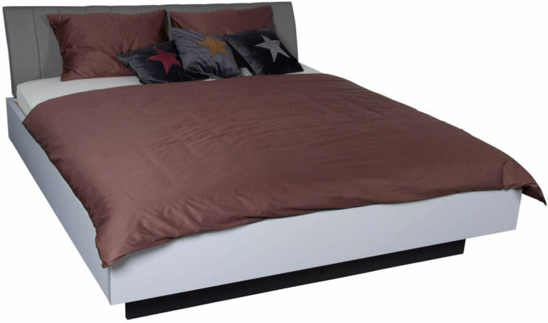Bett Sanya