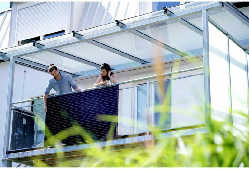 PLUG-IN Photovoltaik-Anlage Solaranlage LightMate G (Balkon)