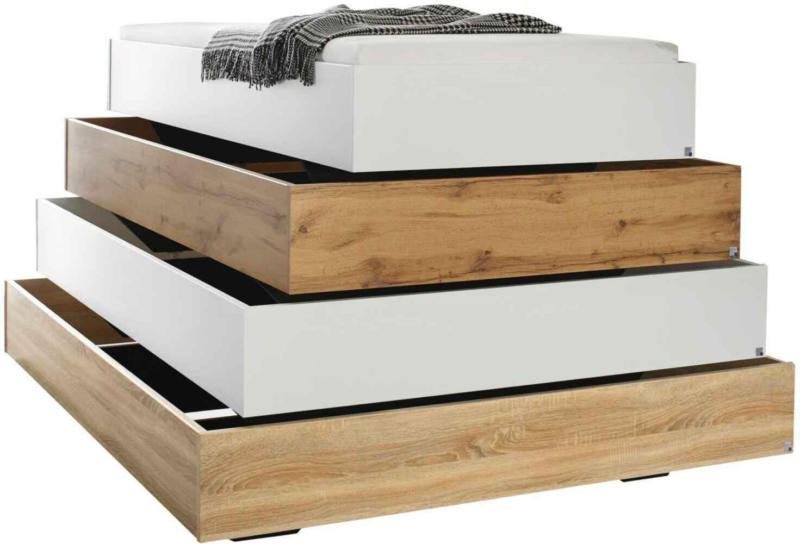 Bett Phoenix -