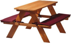 Kinder-Picknicktisch Holz 89x79x50 cm braun inkl. Sitzauflagen