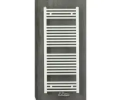 Badheizkörper Made by Zehnder 1500x600 mm weiß mit Mittelanschluss