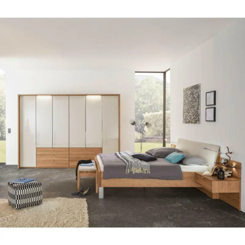 Schlafzimmer 180/200 cm in Eichefarben, Champagner