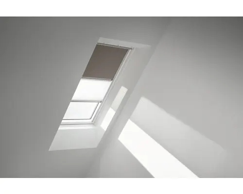VELUX Vorteils-Set Verdunkelungsrollo uni nougat und Faltstore Plissee weiß manuell Rahmen weiß DFD PK06 4574SWL