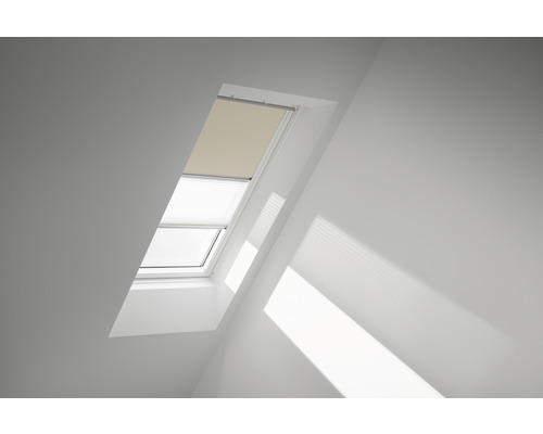 VELUX Vorteils-Set Verdunkelungsrollo uni hellbeige und Faltstore Plissee weiß manuell Rahmen weiß DFD U04 1085SWL