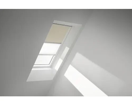 VELUX Vorteils-Set Verdunkelungsrollo uni hellbeige und Faltstore Plissee weiß manuell Rahmen weiß DFD FK08 1085SWL