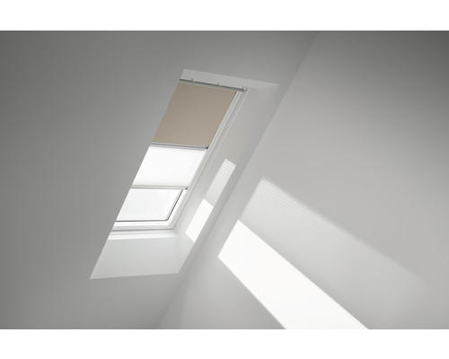 VELUX Vorteils-Set Verdunkelungsrollo uni beige und Faltstore Plissee weiß manuell Rahmen weiß DFD C02 4556SWL