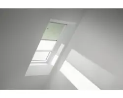 VELUX Vorteils-Set Verdunkelungsrollo Kids Grüne Sterne und Faltstore Plissee weiß manuell Rahmen aluminium DFD F08 4661S