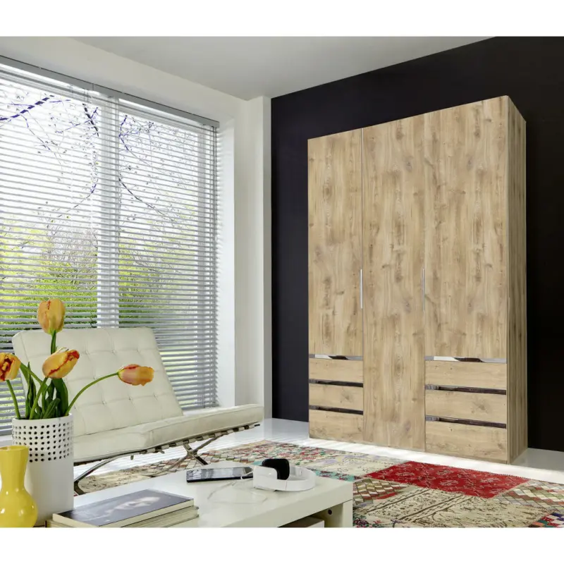 Drehtürenschrank in Eichefarben