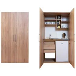 Schrankküche in Eichefarben