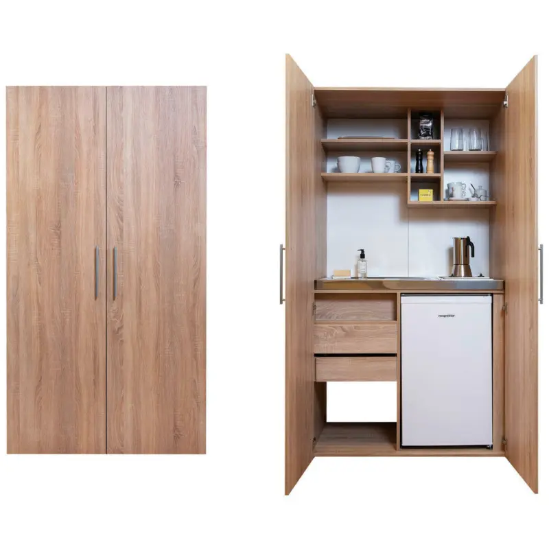 Schrankküche in Eichefarben