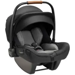 Babyschale Pipa Next