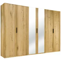 Drehtürenschrank in Eichefarben
