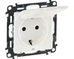 Hornbach Klappdeckel Steckdose Legrand Valena Life unterputz ultraweiß (754005)