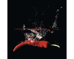 Glasbild Pepper On Black I 30x30 cm