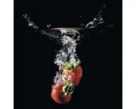 Hornbach Glasbild Strawberry on Black II 20x20 cm