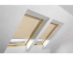 Wabenplissee FAKRO beige manuell 55 x 98 cm (02)