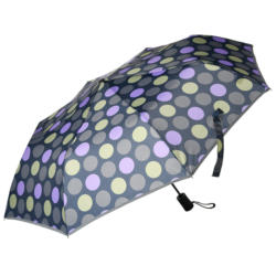 Regenschirm mit Reflektoren