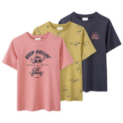 3 Jungen T-Shirts mit Skate-Prints (Nur online)