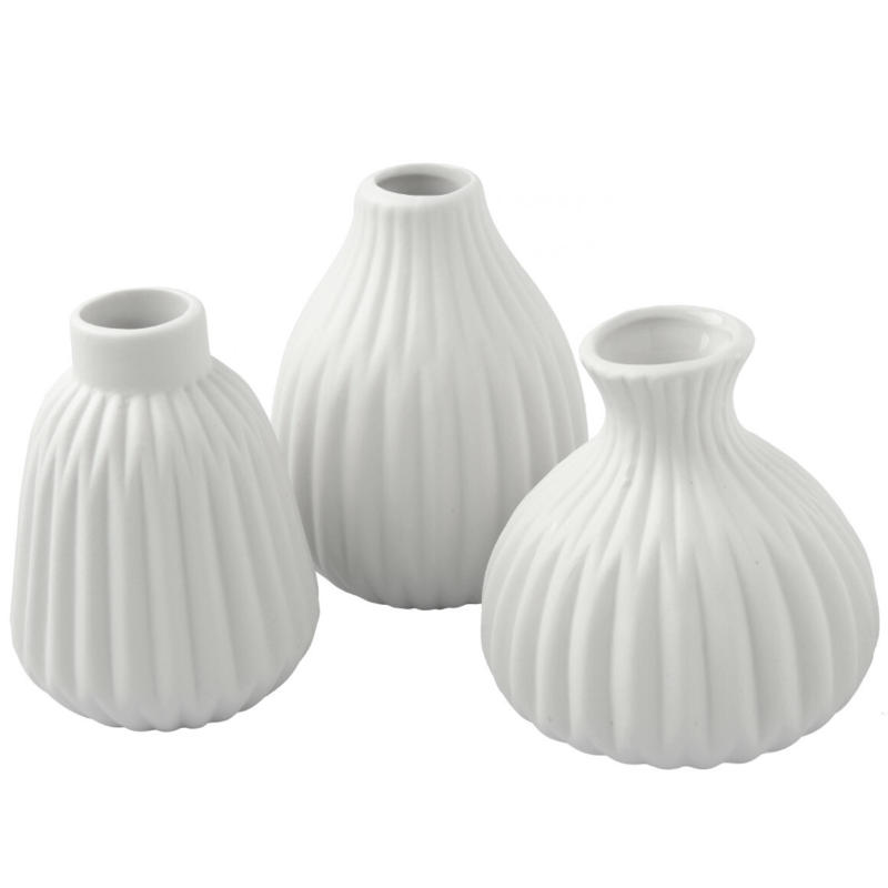 3 kleine Vasen in bauchiger Form