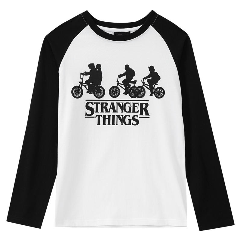 Stranger Things Langarmshirt mit großem Print (Nur online)