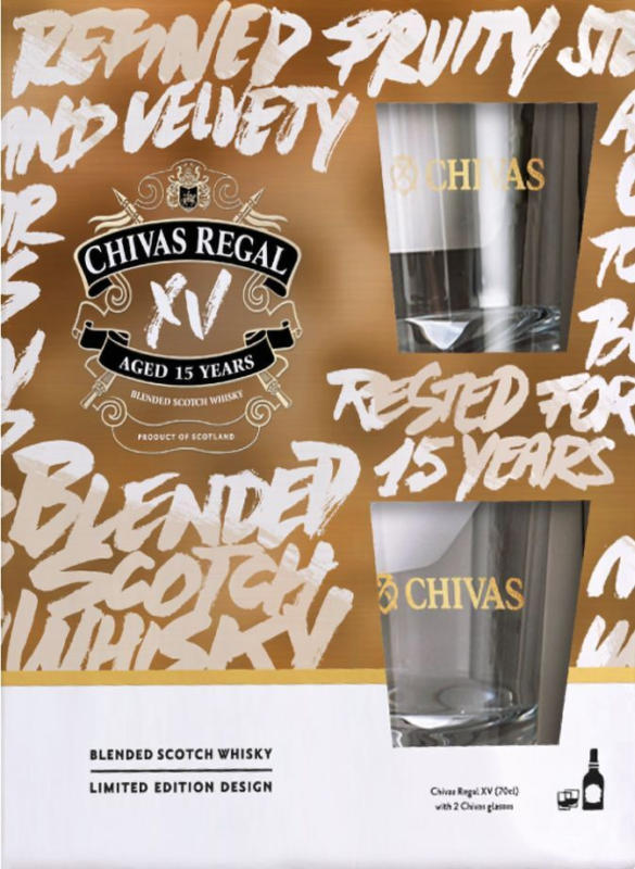 Chivas Regal Шотландско уиски + 2 чаши