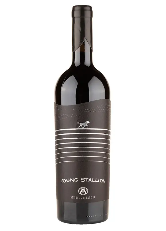 Stallion Young Червено вино купаж