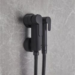 ХИГИЕНЕН ДУШ КОМПЛЕКТ THS THERMOSTYLE BLACK