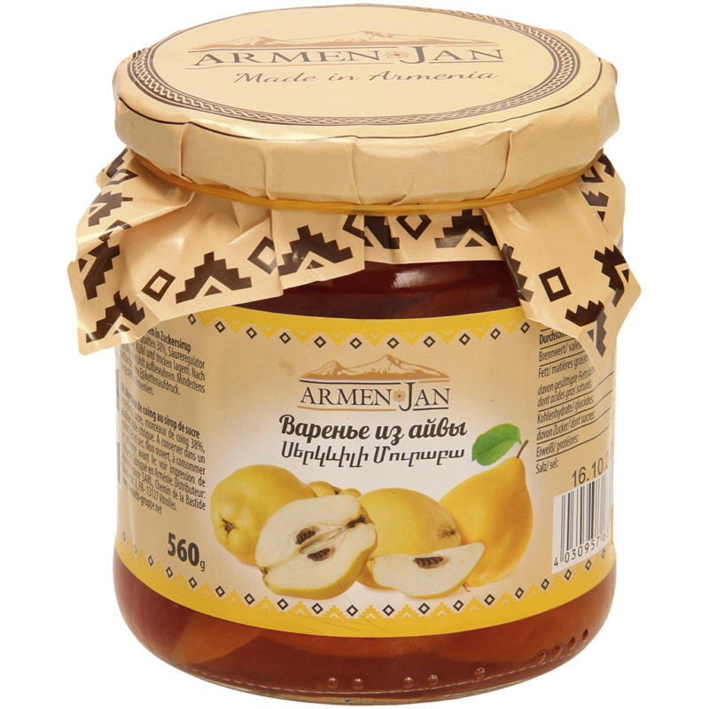 Quittenstückchen in Zuckersirup