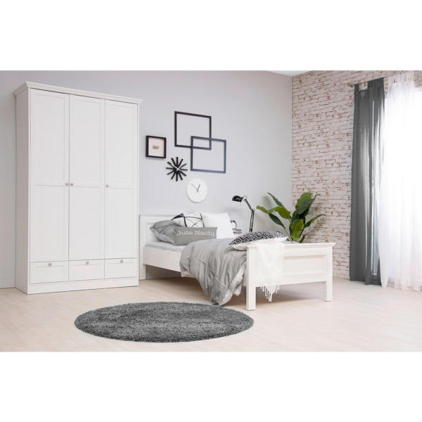 Bett Landwood