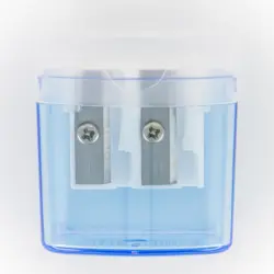 taille-crayon 2 trous + reservoir - disponible dans différentes couleurs