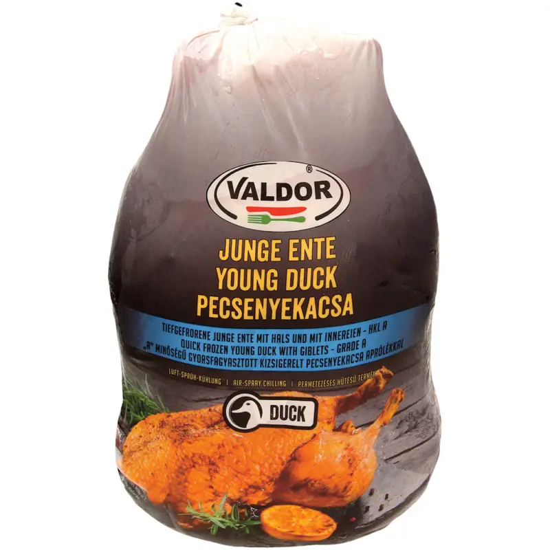 Tiefgefrorene junge Ente mit Hals und mit Innereien. HKL A.