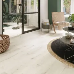 Sol stratifi&eacute; clipsable Rowley ch&ecirc;ne gris clair 8 mm L. 129,2 x l. 19,3 cm