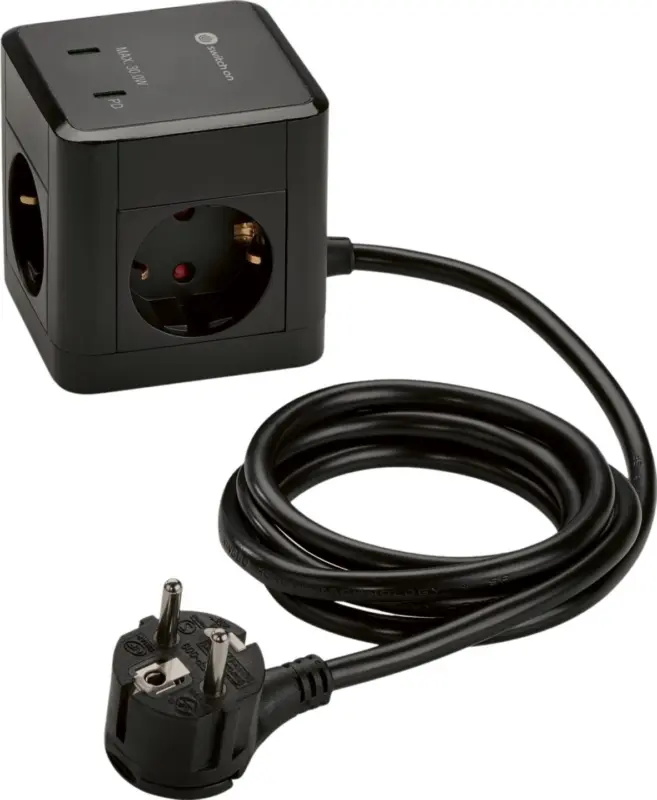 Разклонител куб с UBS SWITCH ON 1,5м, 5 в 1