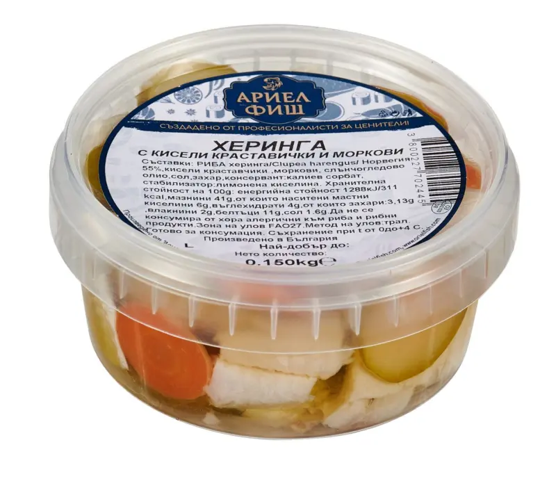 Херинга с краставички и моркови