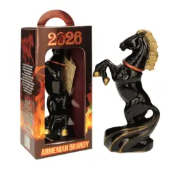 Arm. Brandy Pferd 2026 Keramik in Geschenkbox, 40% vol.