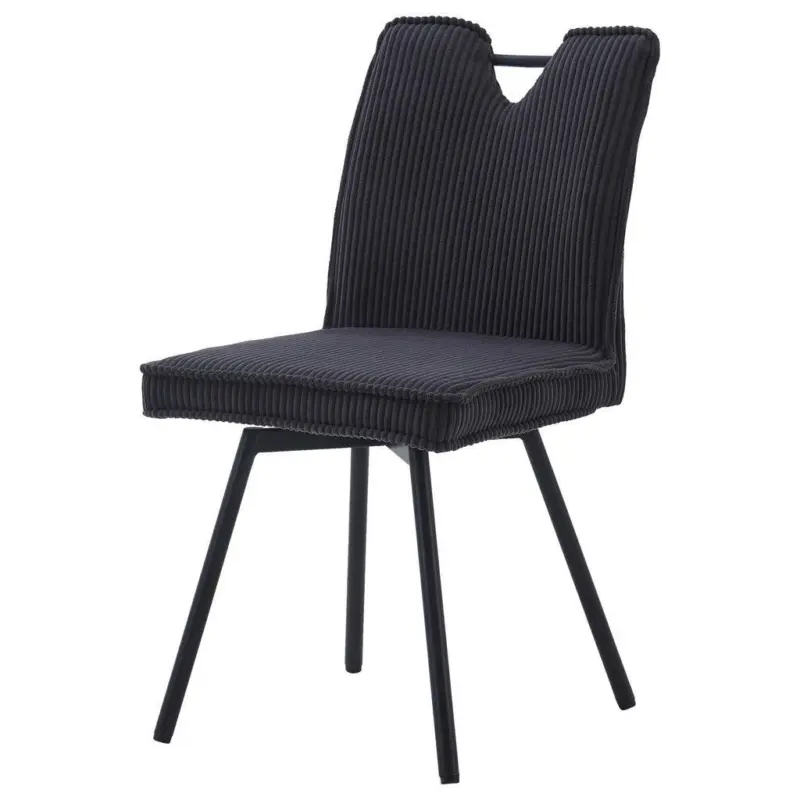 Lara Stuhl 119118070