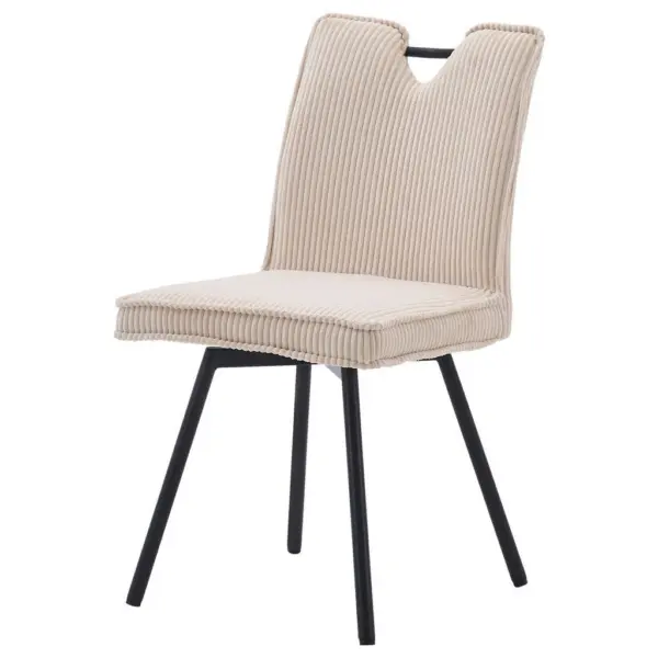 Lara Stuhl 119118040