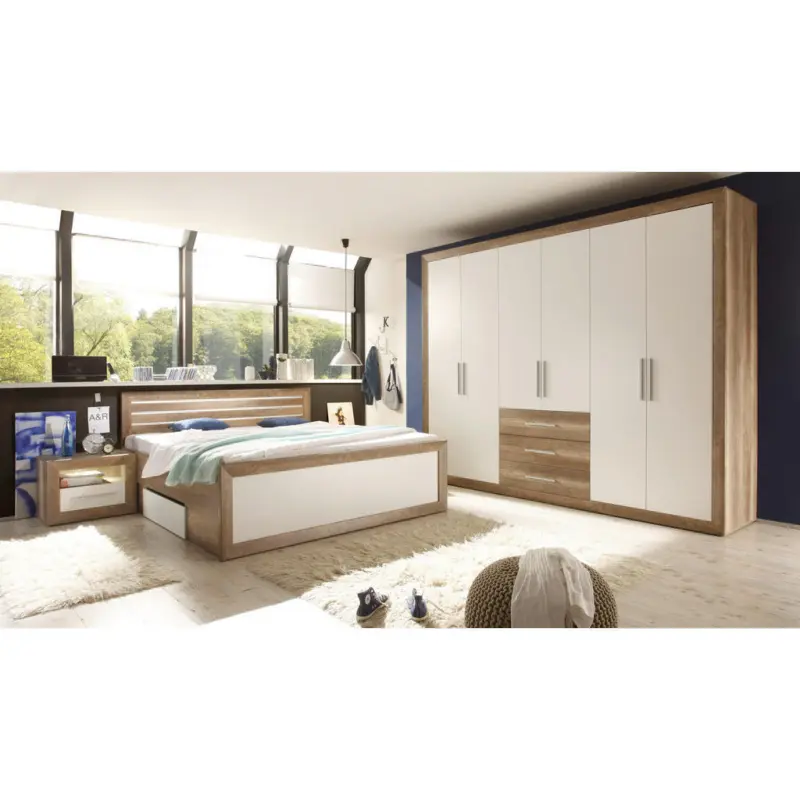 Schlafzimmer in Wei&szlig;, Eichefarben