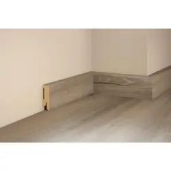 Sockelleiste, Eiche Victoria Eichefarben