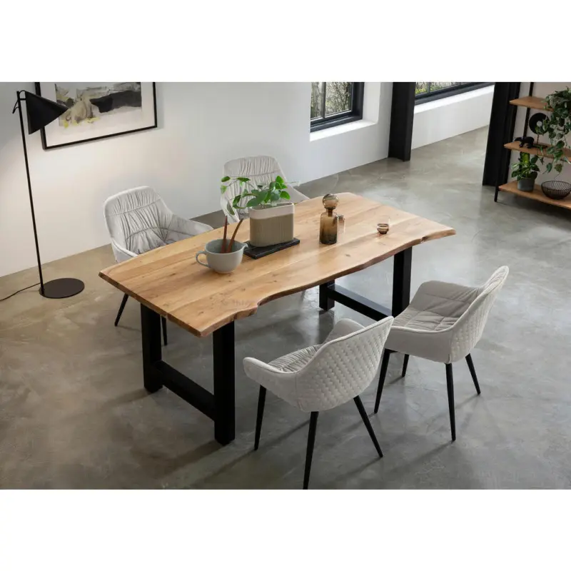 Tischgruppe in Holz, Metall, Textil Creme, Naturfarben