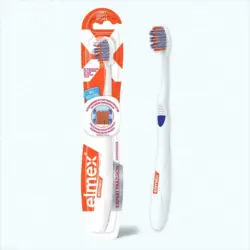 elmex Zahnb&uuml;rste Expert Pr&auml;zision Zahnspange