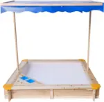 Kaufland хипермаркет Kidland Дървен пясъчник с покрив - до 29-03-26