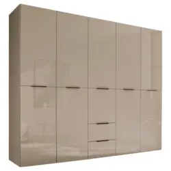 Kleiderschrank in Kaschmir