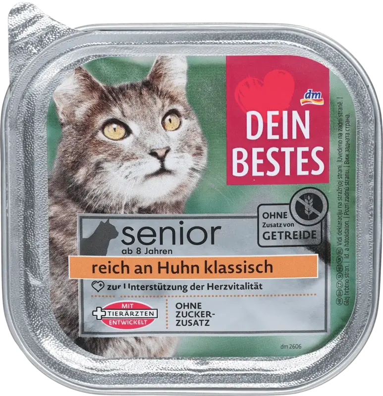 Hrană umedă pentru pisici senior cu aromă de pui