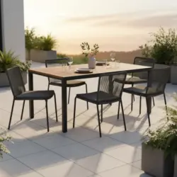 Gartentisch in Naturfarben massiv ca. 90x74x150cm