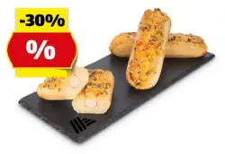 BACKBOX Chili Cheese Hot Dog